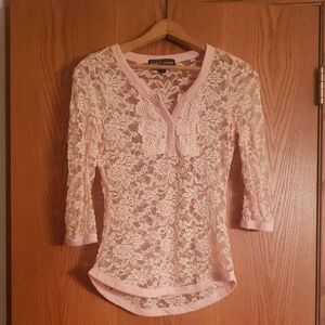 Almost Famous Pale Peach Lacy Floral Sheer Top Sz L
